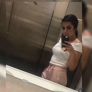 Meet your Posher, Veronica